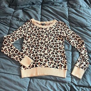 Express woman’s medium animal print lightweight sweater. Never worn.